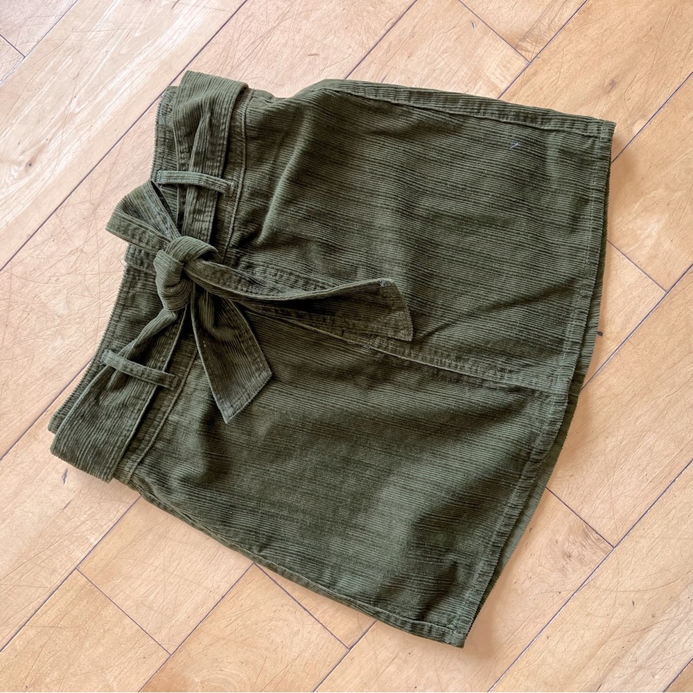 NWOT Rewash Corduroy Green Paperbag Skirt